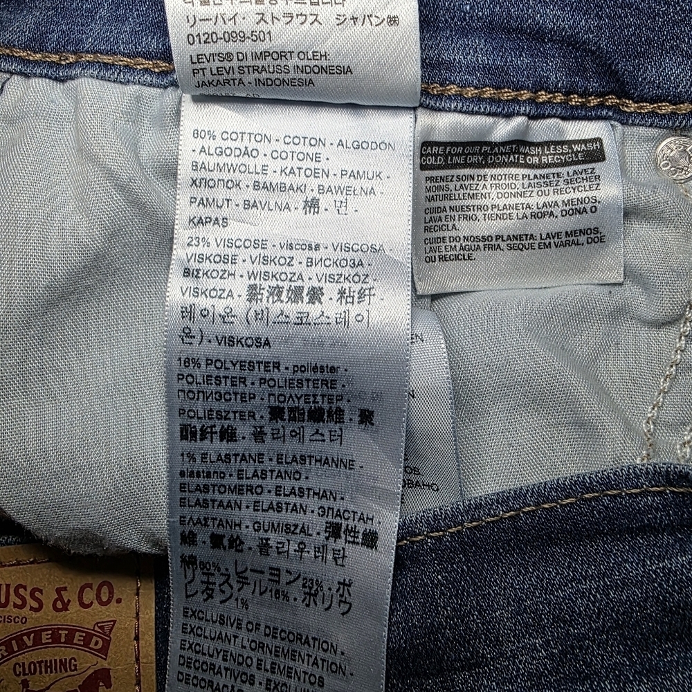 Levis Mid Length Shorts Sz 32 - Picture 8 of 8